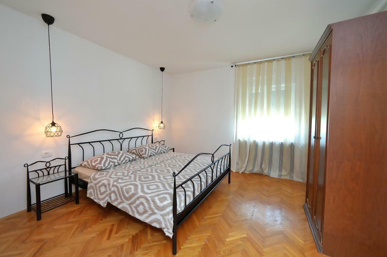 Sara Apartment บาร์บินเย ภายนอก รูปภาพ